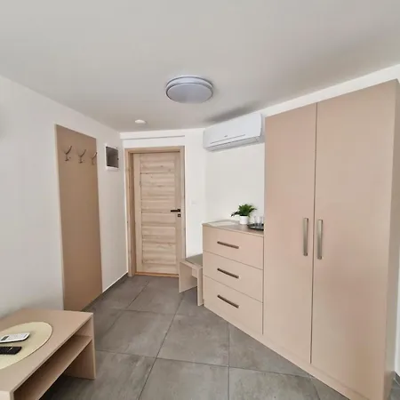 Restaurace - Bobule 3*