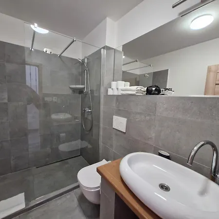 Restaurace - Bobule 3*