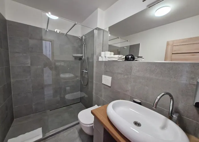 Restaurace - Bobule 3*